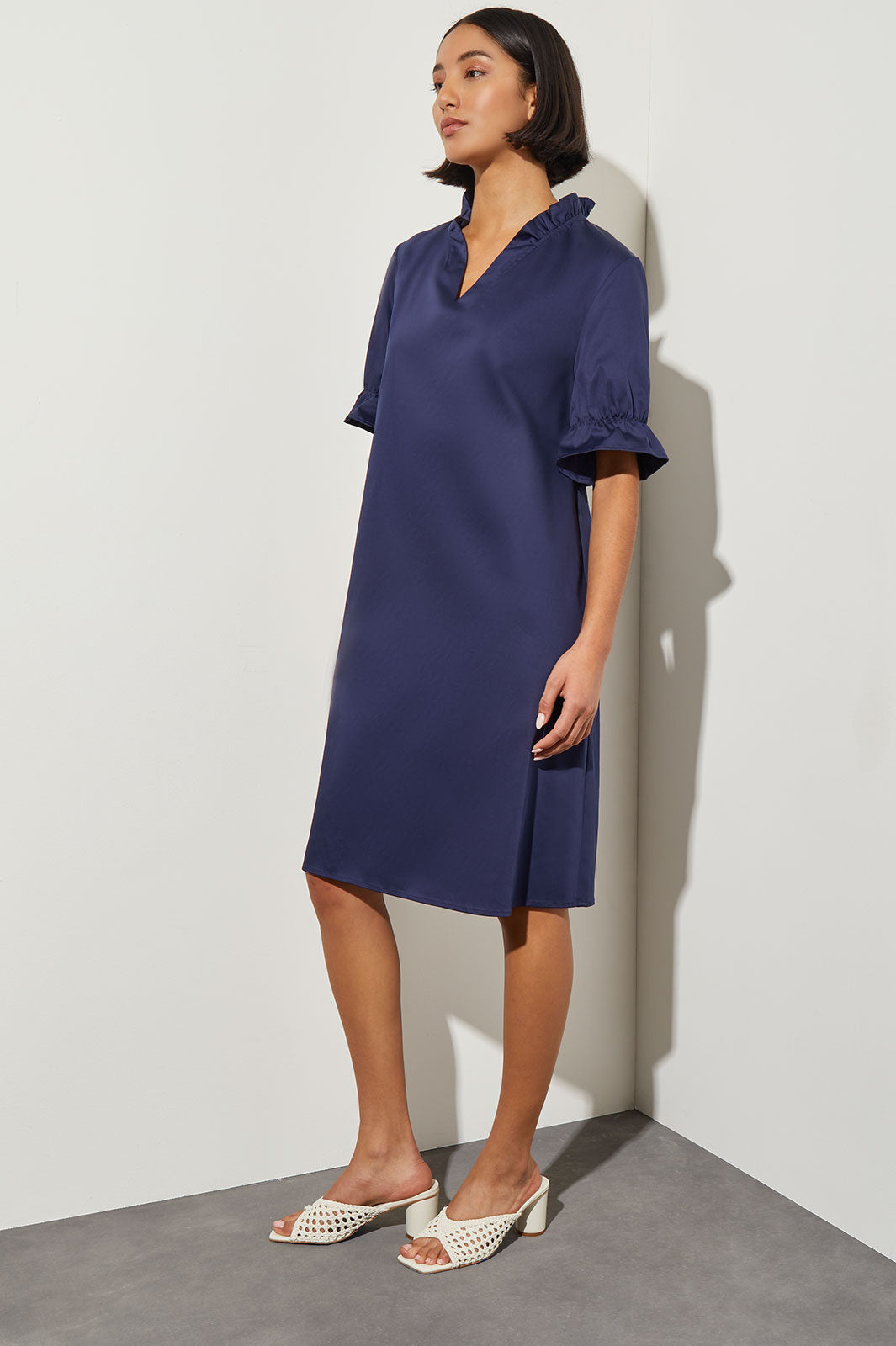 Modern Fit Ruffle Detail Cotton Poplin Shift Dress